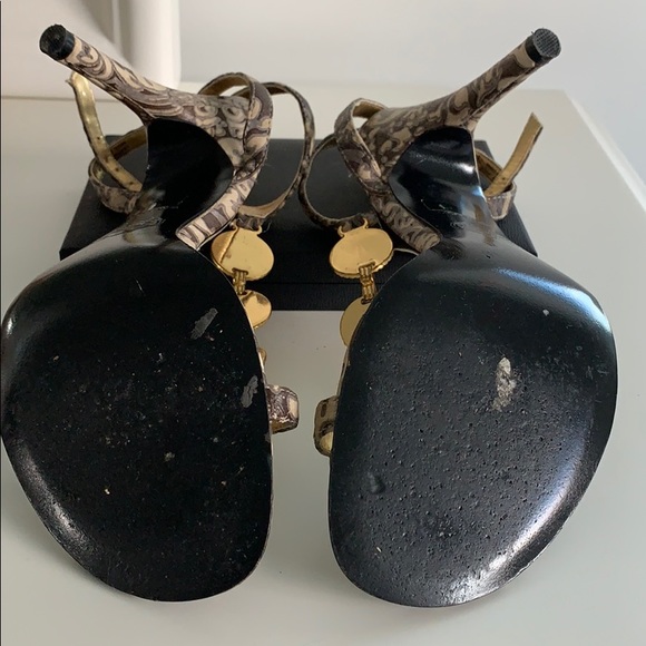 SOLD!!FINAL SALE😍!!HALE BOB ‘VERSACE’ T-STRAPS💕 - Picture 7 of 8